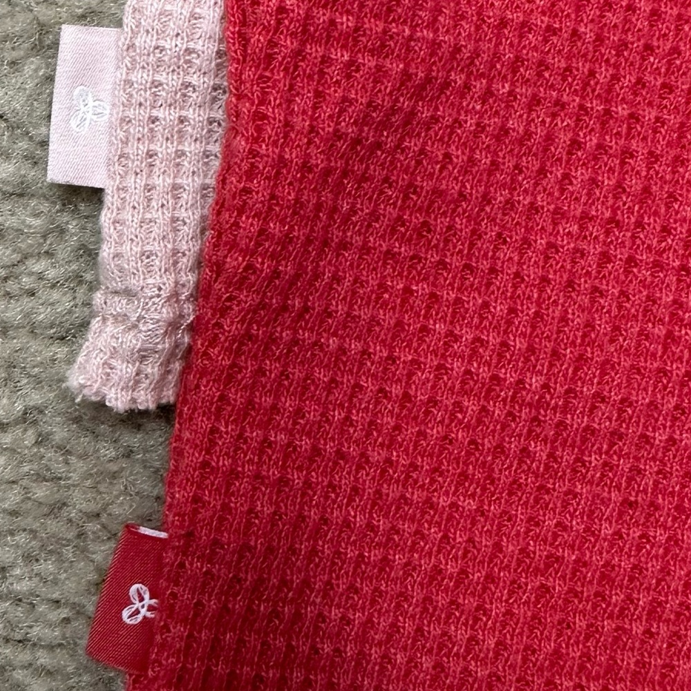 TNA Ribbed Tank Tops - Pink and Red - Picture 8 of 11